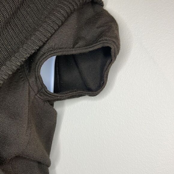 EXPRESS Short Sleeve Low Cowl Neck Sweater - Picture 6 of 9